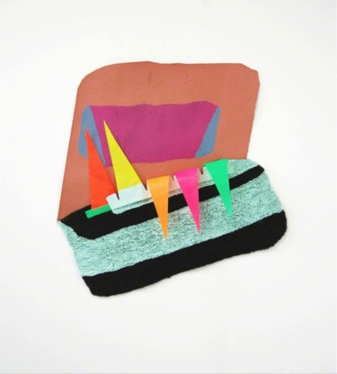 Textilkunst mit dem Titel "CLAM UP" von Megan Stroech, Original-Kunstwerk