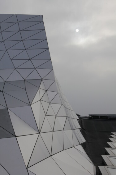 Photographie intitulée "Musée de confluence…" par Philippe Rozier (Photo-EOS), Œuvre d'art originale