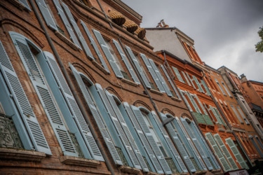Photographie intitulée "Façade Toulousaine" par Nicolas Bernié, Œuvre d'art originale