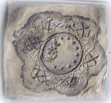 Artisanat intitulée "Napperon sigillé" par Laure Barlet, Œuvre d'art originale, Décoration de maison