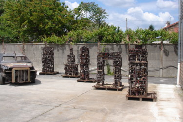 Escultura titulada "Demain la ville" por Stéphane Rozand, Obra de arte original, Metales