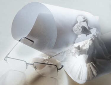 Фотография под названием "Series "Paper"" - Eugene Pitenin, Подлинное произведение искусства
