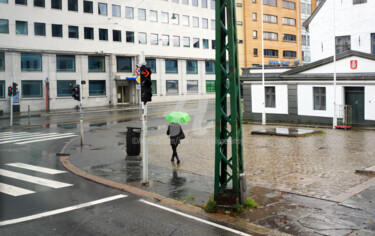 Photographie intitulée "LE PARAPLUIE VERT" par Jean-Marc Philippe (Jimpy), Œuvre d'art originale, Photographie numérique