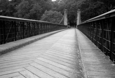 제목이 "Vieux pont suspendu"인 사진 Frédéric Duchesnay로, 원작, 아날로그 사진