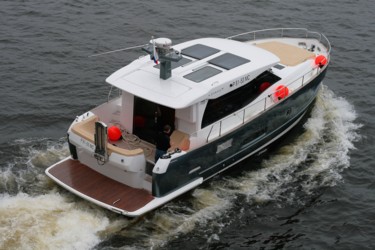 Фотография под названием "AZIMUT MAGELLANO 43" - Nikolay Biryukov, Подлинное произведение искусства