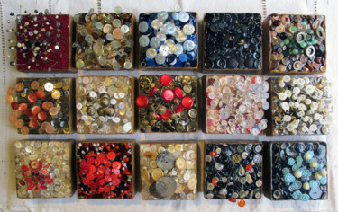 Lot de 15 "jeunes pousses" Sculpture titled "Lot de 15 "jeunes p…" by Alain Platet, Original Artwork, Resin