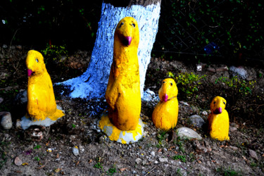 Sculpture titled "BIRDS FAMILY" by Anandswaroop Manchiraju, Original Artwork, Stone