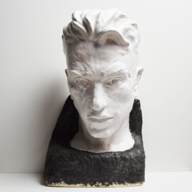 Escultura intitulada "Ambitious Young Man" por Sergey Sovkov, Obras de arte originais, Cerâmica