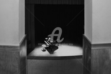 Photographie intitulée "EN ATTENDANT LE CON…" par Jean-Marc Philippe (Jimpy), Œuvre d'art originale