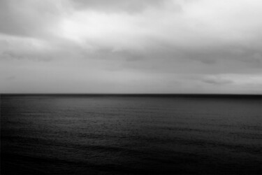 Un instant...Simplement un instant Photography titled "Un instant...Simple…" by Philippe Berthier, Original Artwork, Digital Photography