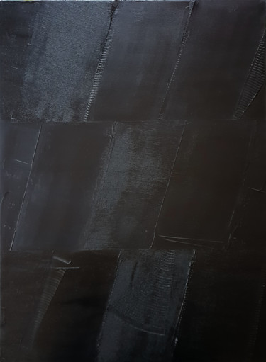 Monochrome Noir 26