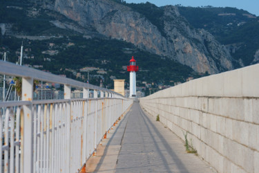 Фотография под названием "Phare a Menton" - Nikolay Biryukov, Подлинное произведение искусства