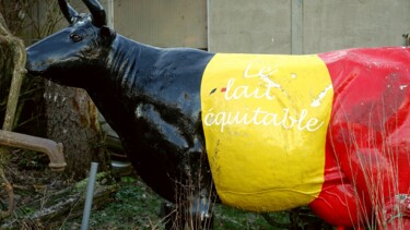 Photography titled "Lait équitable !…" by Janie B., Original Artwork