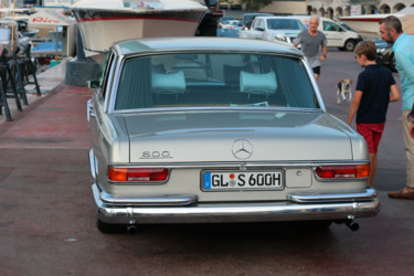 Фотография под названием "Mercedes-Benz 600" - Nikolay Biryukov, Подлинное произведение искусства
