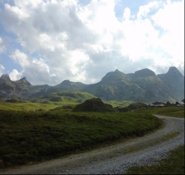 Photography titled "ambiance pyrénéenne" by Nathalie De Courrèges, Original Artwork