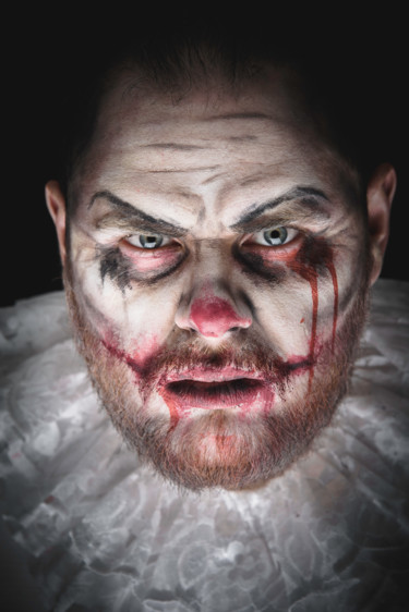 제목이 "Scary Evil Clown"인 사진 Faces Studio로, 원작