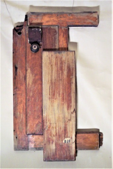 Sculpture intitulée "PORTE/SONNETTE" par Servin, Œuvre d'art originale, Bois