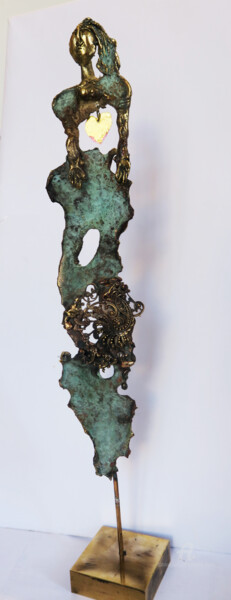 Sculpture intitulée "Dame de coeur" par Elisabeth Brainos, Œuvre d'art originale, Métaux
