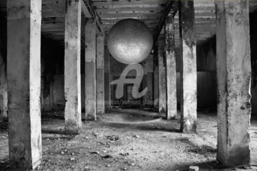 Photographie intitulée "RÉSURGENCE" par Jean-Marc Philippe (Jimpy), Œuvre d'art originale, Photographie numérique