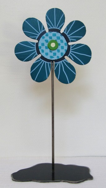 제목이 "fleur N°2"인 조형물 Marie-Pierre Jan로, 원작, 금속