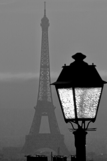 Photographie intitulée "Paris, Tour Eiffel,…" par Pierre-Yves Rospabé, Œuvre d'art originale, Photographie numérique