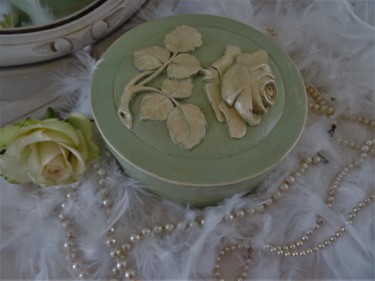 Boîte Coffret bijoux Art Nouveau Shabby romantique Design intitulée "Boîte Coffret bijou…" par Lin-Et-Patine, Œuvre d'art originale, Accessoires