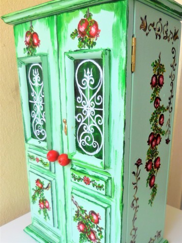 Design getiteld "Storage Cabinet gre…" door Dimitrios Manos, Origineel Kunstwerk, Meubilair