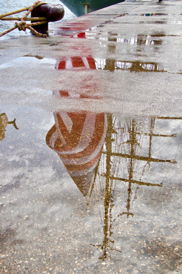 Reflet du drapeau américain de l'EAGLE" Photographie intitulée "Reflet du drapeau a…" par Pierre-Yves Rospabé, Œuvre d'art originale, Photographie numérique