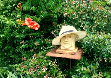 Photographie intitulée "La bignonne a fleuri" par Mysane, Œuvre d'art originale