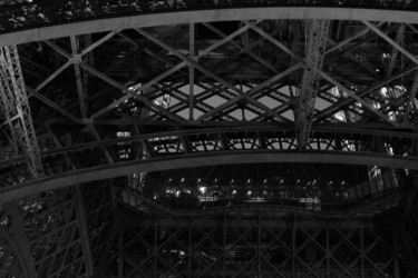 Фотография под названием "Eiffel" - Nikolay Biryukov, Подлинное произведение искусства