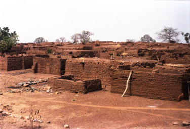 Village Lobi