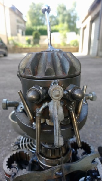 "Robot Recycleur" başlıklı Heykel D.S.A.Rt tarafından, Orijinal sanat, Paslanmaz Çelik