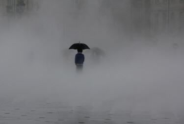 Photographie intitulée "Miroir d'eau sous l…" par Jean-Marie Virat, Œuvre d'art originale, Photographie numérique