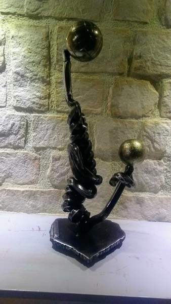 Sculpture intitulée "la mère et l enfant" par Christian Canivenc, Œuvre d'art originale, Métaux