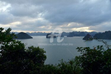 BAIE D'HALONG