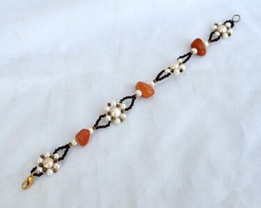Design titled "Pearl flower bracel…" by Irena Zelickman, Original Artwork, Jewelry