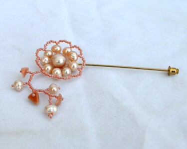 Design titled "Hat/lapel pin with…" by Irena Zelickman, Original Artwork, Jewelry
