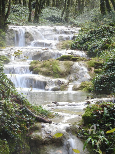 摄影 标题为“Cascades en cascade” 由Jean-Michel Liewig, 原创艺术品, 非操纵摄影
