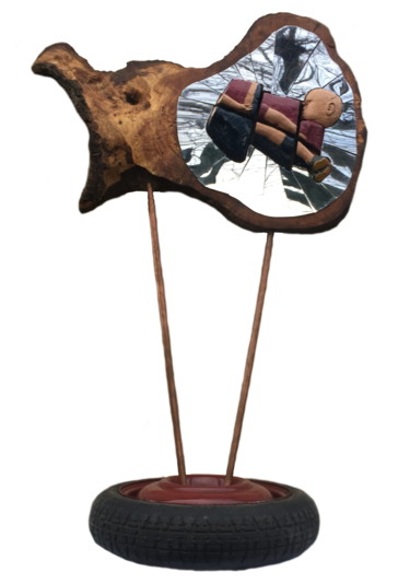 Aylan-le miroir brisé ou chacun est rentré chez son auto Sculpture intitulée "Aylan-le miroir bri…" par Bernard Sabathé, Œuvre d'art originale, Bois