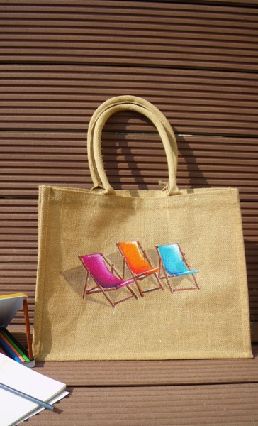 Design titled "Vive les vacances!" by Nora Leynadier, Original Artwork, Accessories
