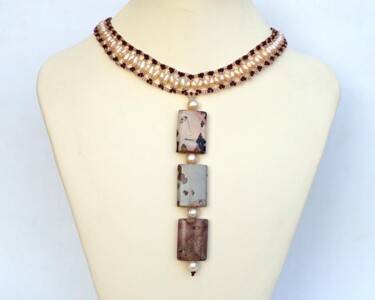 Design intitulée "Pearl choker with j…" par Irena Zelickman, Œuvre d'art originale, Bijoux