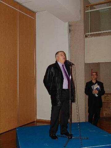 Installatie getiteld "Le Maire de Chavill…" door Mona Abdelkefi Roussette, Origineel Kunstwerk