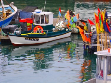 Photographie intitulée "Un bateau de pêcheur" par Eric Vadé, Œuvre d'art originale, Photographie non manipulée
