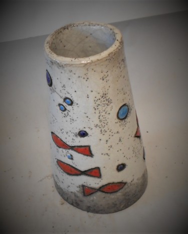 #artistsupportpledge vase rond poisson Design titled "#artistsupportpledg…" by Armelle Colombier, Original Artwork, Table art