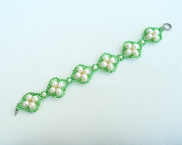 设计 标题为“Pearl bracelet Made…” 由Irena Zelickman, 原创艺术品, 首饰