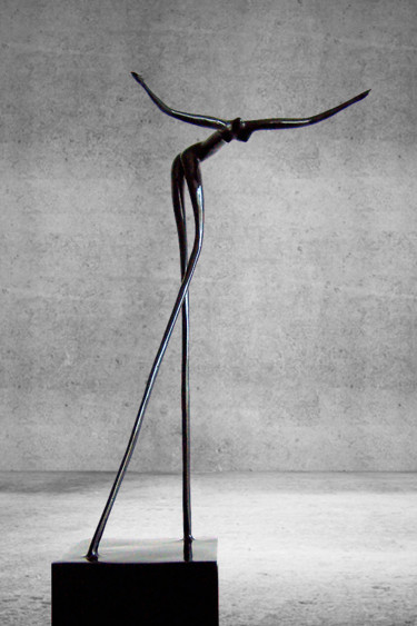 L’ÉTOILE Sculpture titled "L’ÉTOILE" by Sébastien Amieil, Original Artwork, Bronze