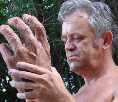 Escultura intitulada "mãos" por Alceo Luiz De Costa Dcosta, Obras de arte originais