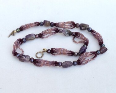 设计 标题为“Multi strand neckla…” 由Irena Zelickman, 原创艺术品, 首饰