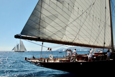 Goelette Atlantic en baie de Cannes Photographie intitulée "Goelette Atlantic e…" par Pierre-Yves Rospabé, Œuvre d'art originale, Photographie numérique