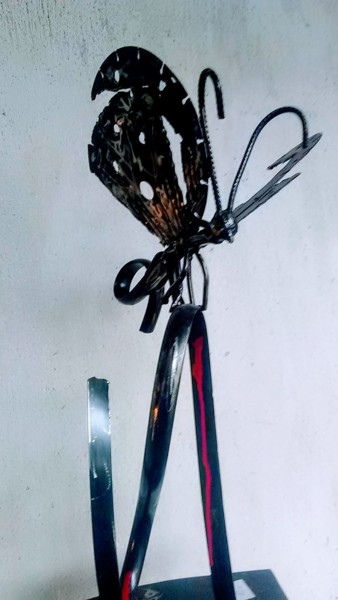 Sculpture intitulée "papillion" par Christian Canivenc, Œuvre d'art originale, Métaux